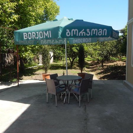 Guest House On Angisa Batumi Exteriör bild