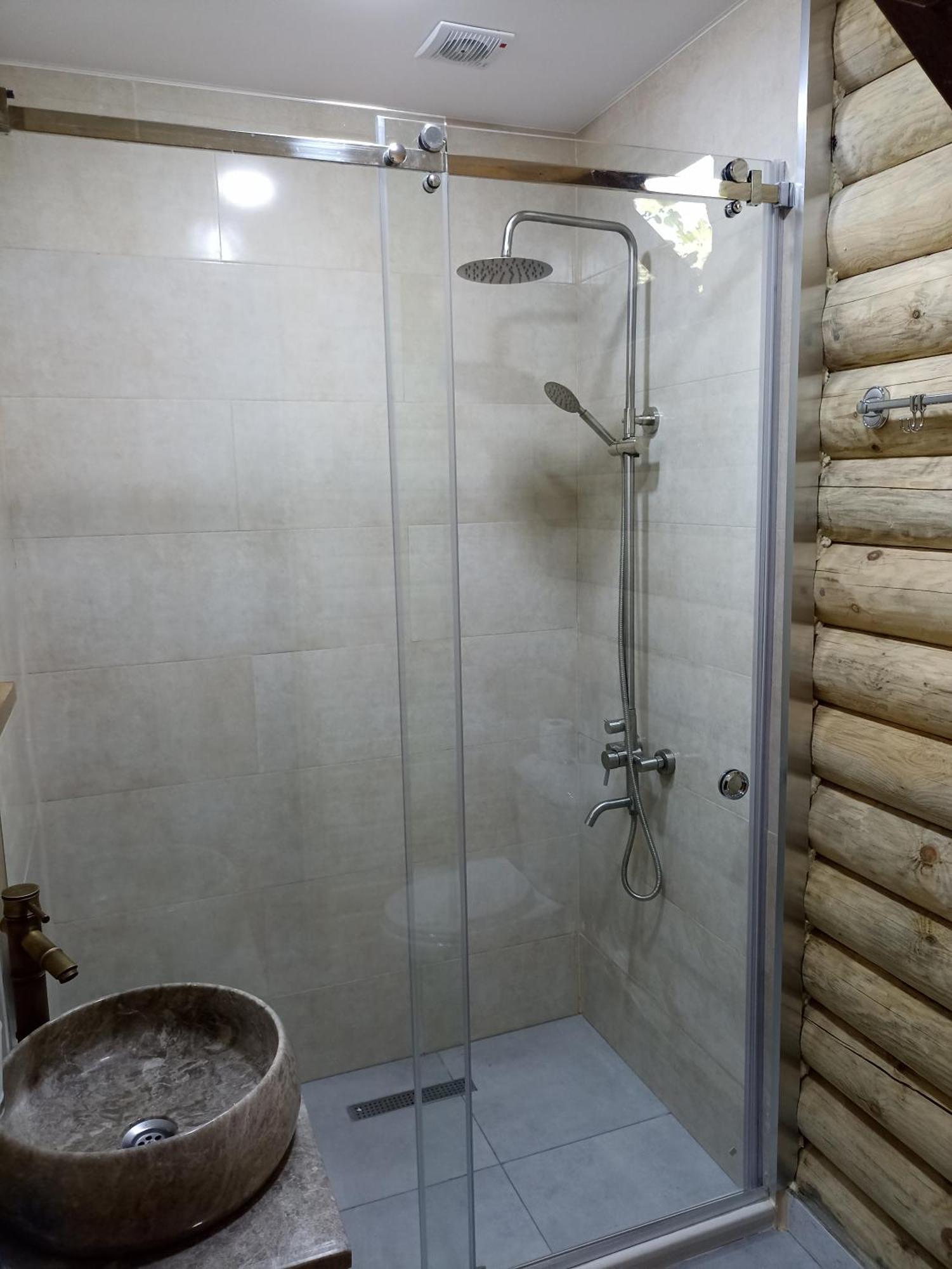 Guest House On Angisa Batumi Rum bild